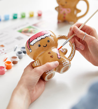 Christmas Pottery & Gingerbread Mug Bundle