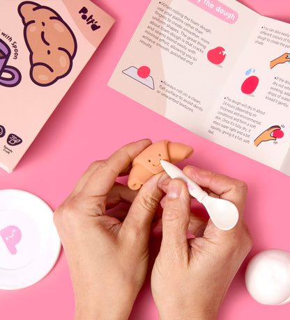 Tiny Yums: Koffie & Croissant